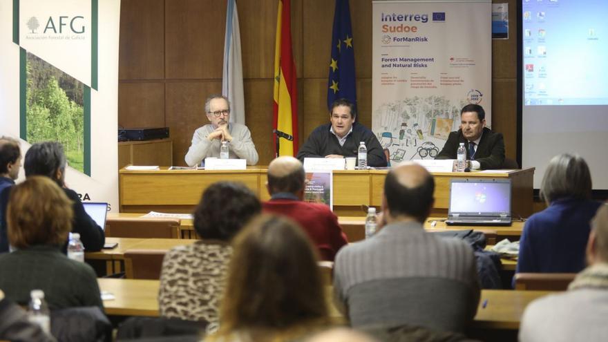 Inauguración del seminario, ayer, en el CIF de Lourizán. |  // FDV