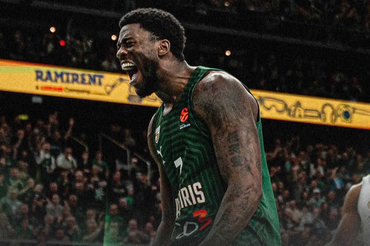 Moses Wright celebra la victoria del Zalgiris ante el Madrid