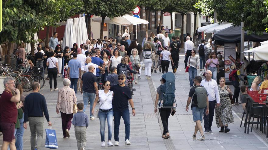 Испания принимает рекордное число туристов