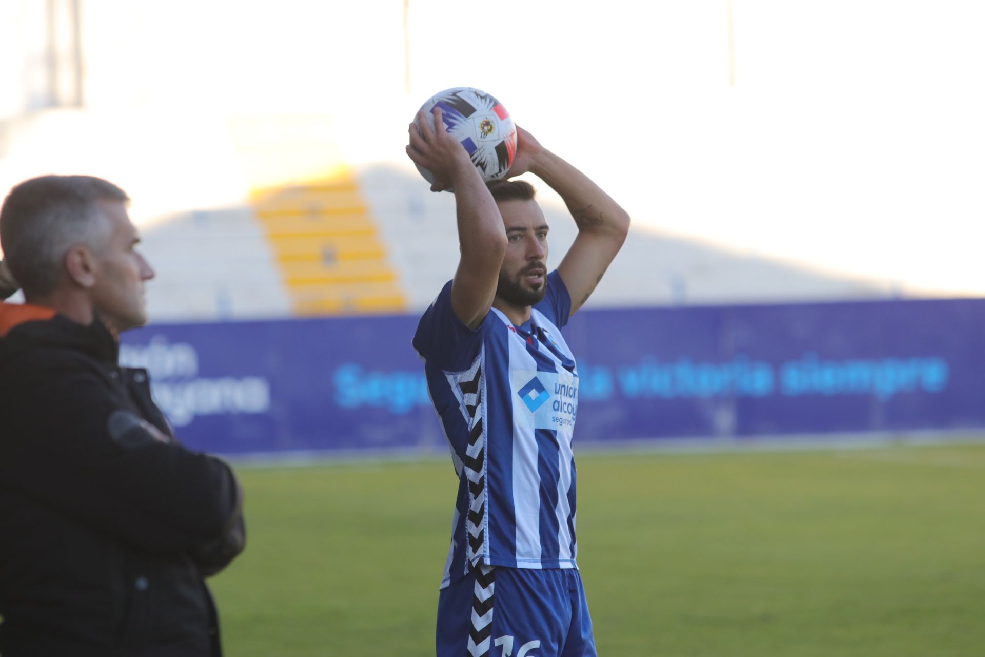 El Alcoyano se anota su primera victoria de la temporada (1-0)