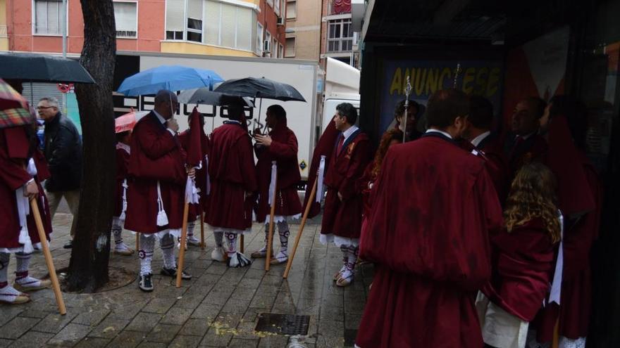 La procesión del Perdón se queda en San Antolín