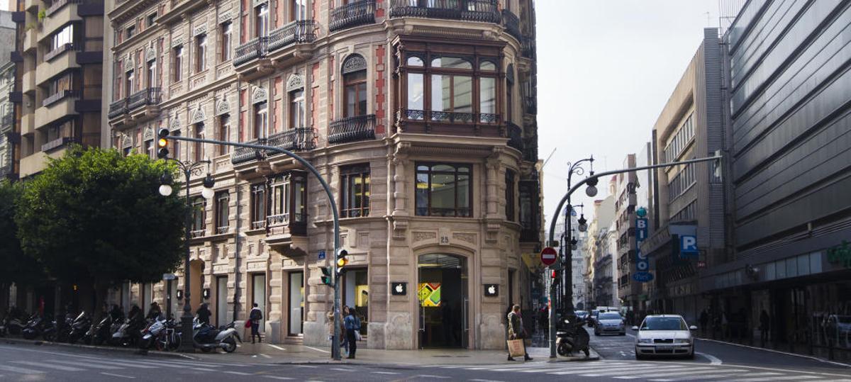 La tienda Apple, en la calle Colón de València.