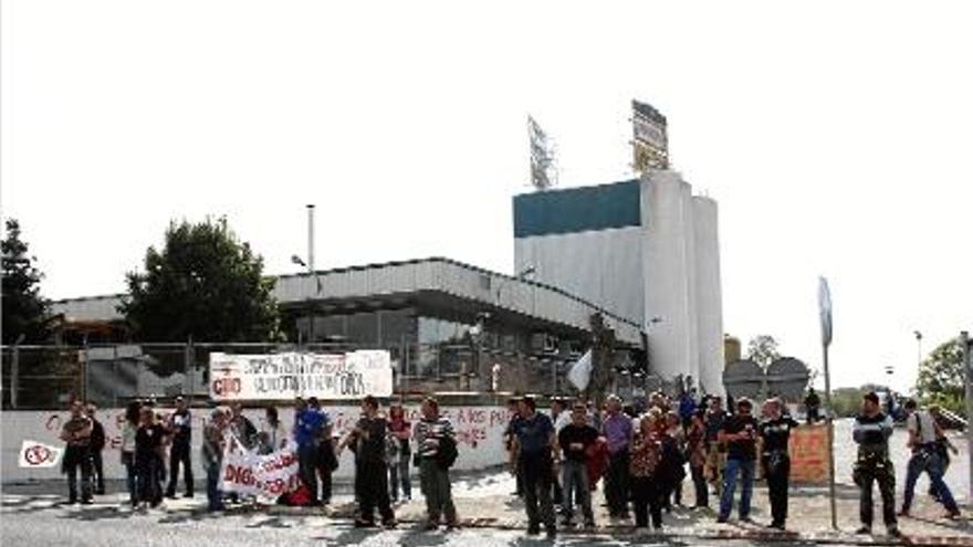 Imatge d&#039;arxiu d&#039;una protesta d&#039;empleats afectats per un ERO a la planta de Panrico a Santa Perpètua de Mogoda.