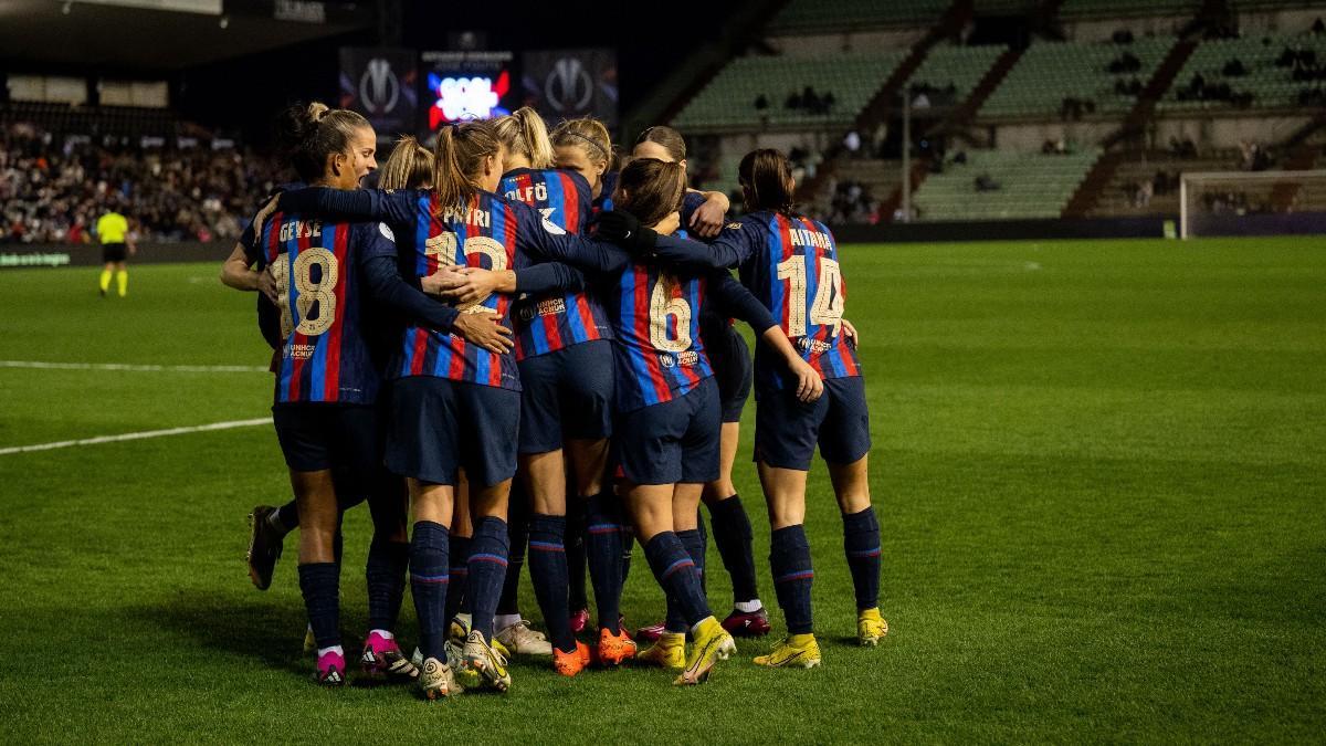 El Barça celebra el 1-0 de Claudia Pina