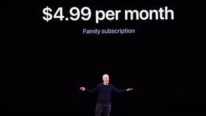 zentauroepp49806362 apple ceo tim cook speaks on stage during a product launch e190913184205