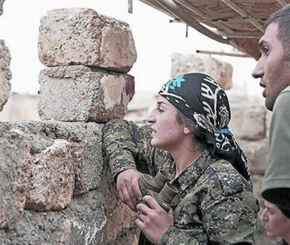 Narin Afrin, al front