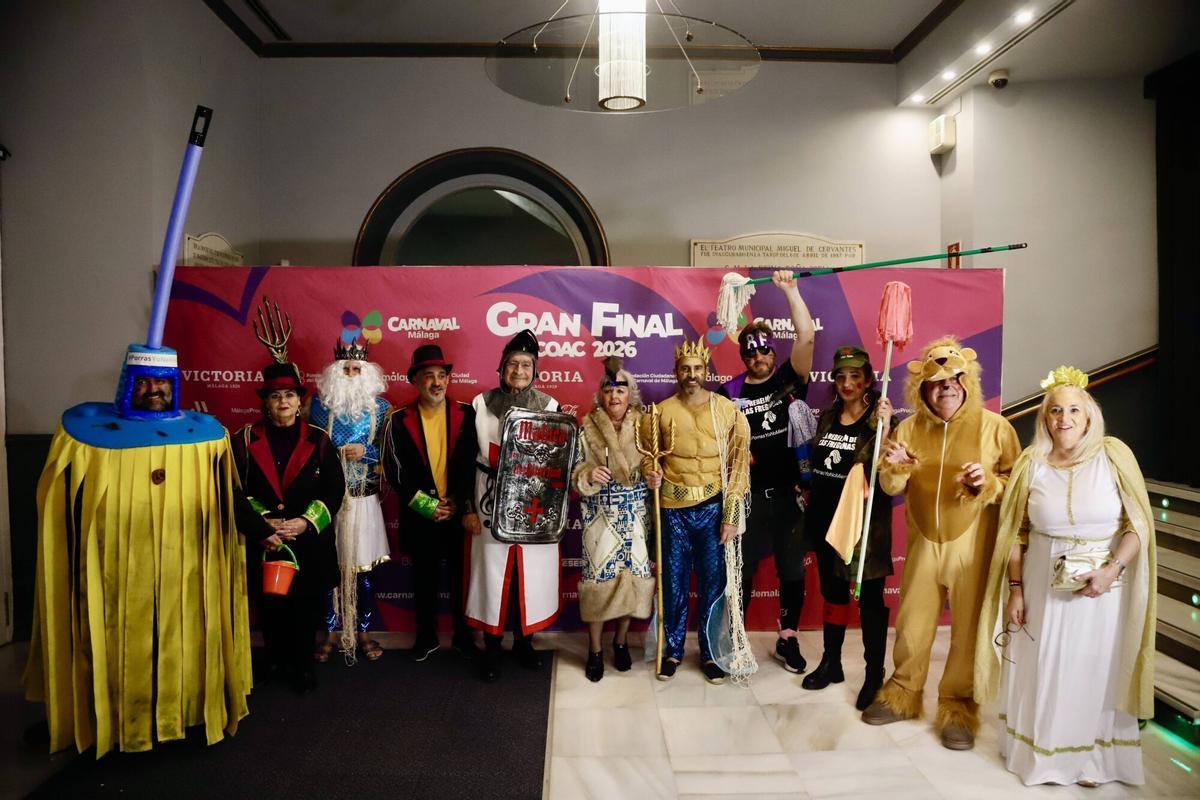 El Cervantes, entre cruzados, neptunos y fregonas en rebelión