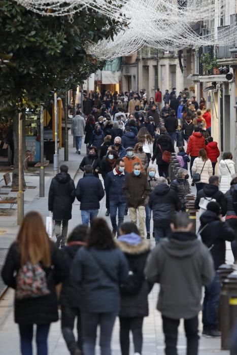 Col·lapse de vehicles i ciutadans a la ciutat de Girona