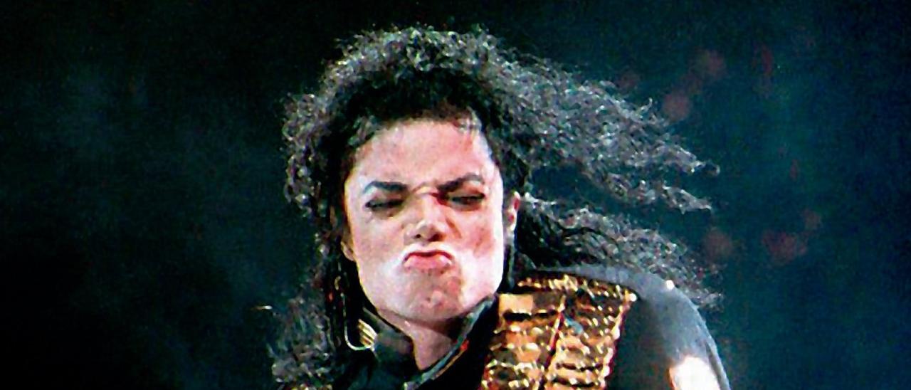 Michael Jackson, al comienzo del concierto que ofreció en Tenerife, al ritmo de 'Jam'.