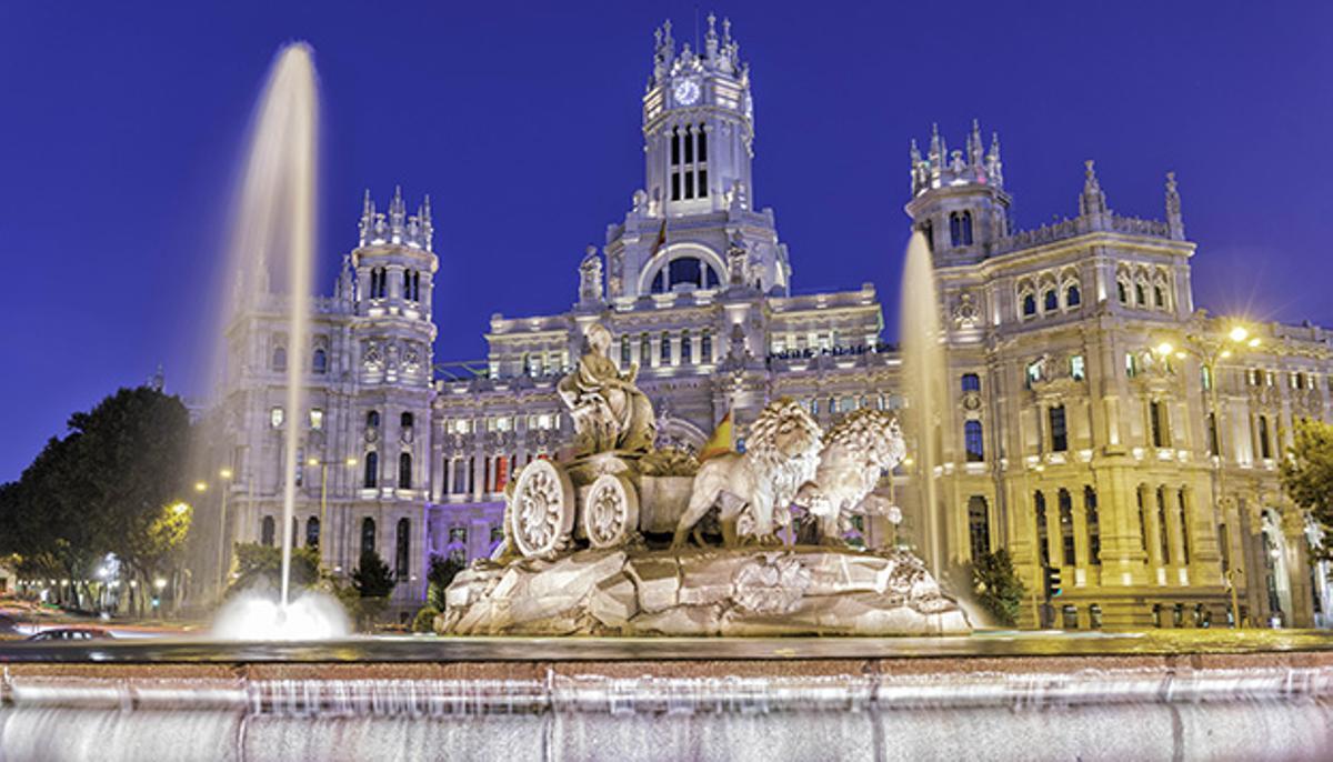 La fuente de Cibeles porta una llave en su mano como símbolo de acceso a las riquezas de la tierra