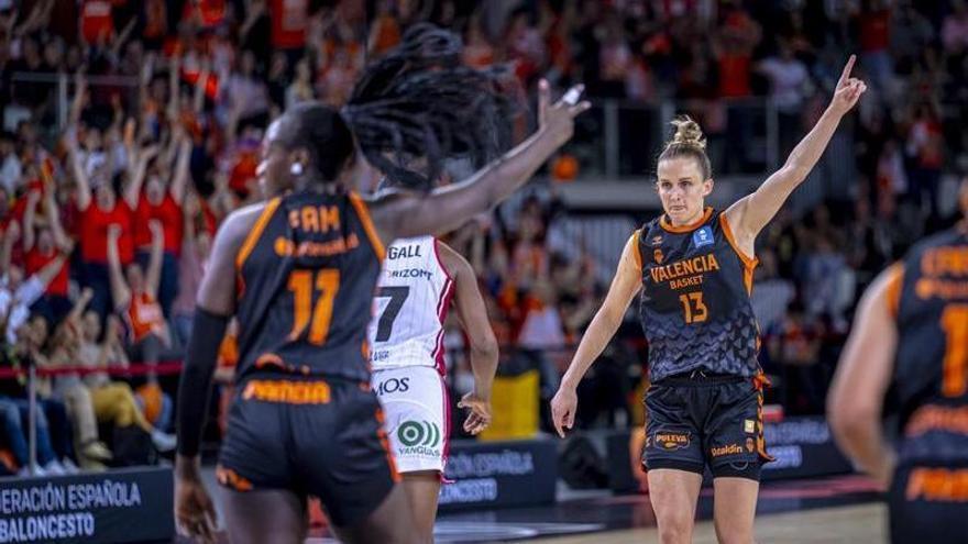 Un gran Valencia Basket vuelve por la puerta grande a la final de Copa