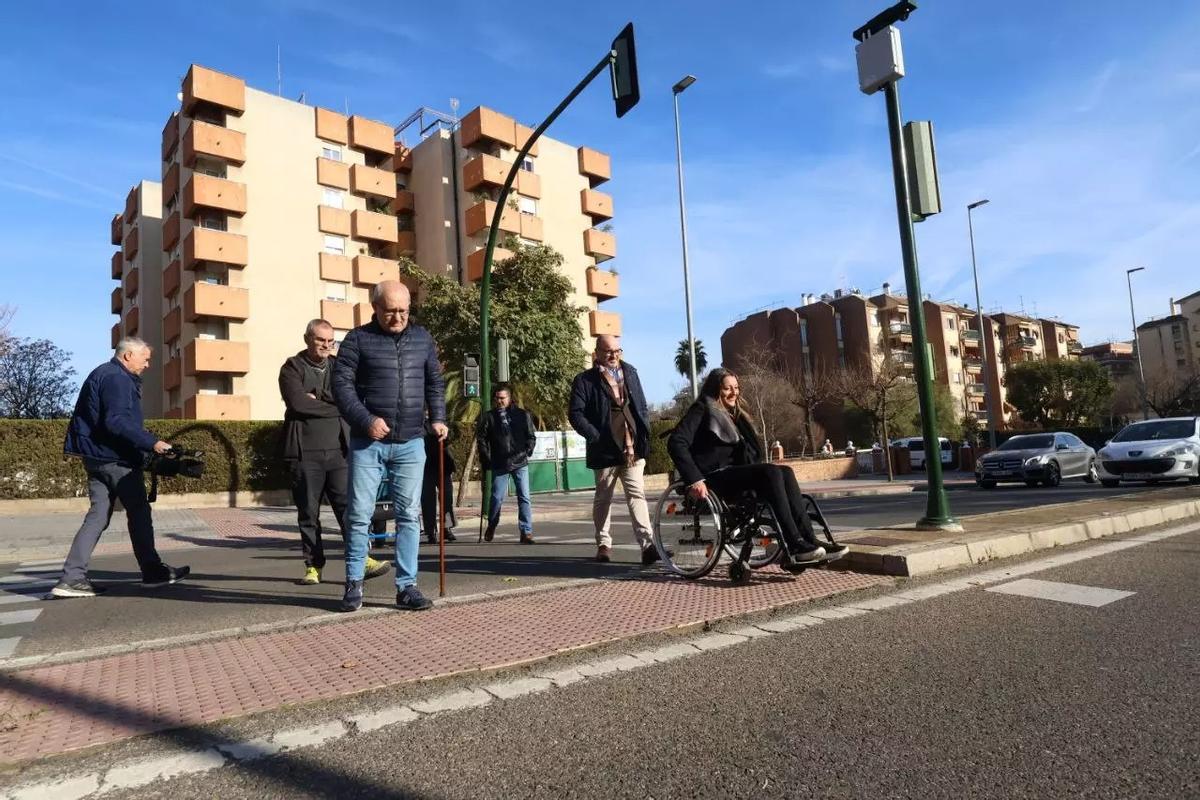 Barcelona copia el sistema pionero de semáforos con inteligencia artificial de Córdoba