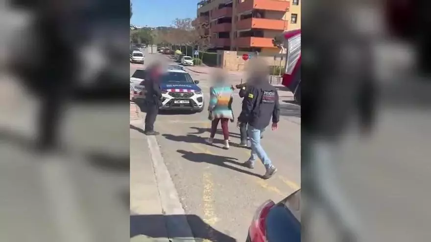 Localizada en Lloret de Mar una menor de 6 años sustraída en Francia, que hacía meses que había desaparecido con su madre