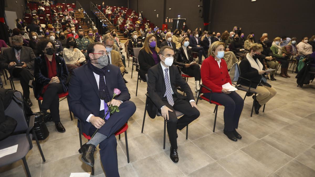 Asturias muestra su rechazo a la violencia contra las mujeres