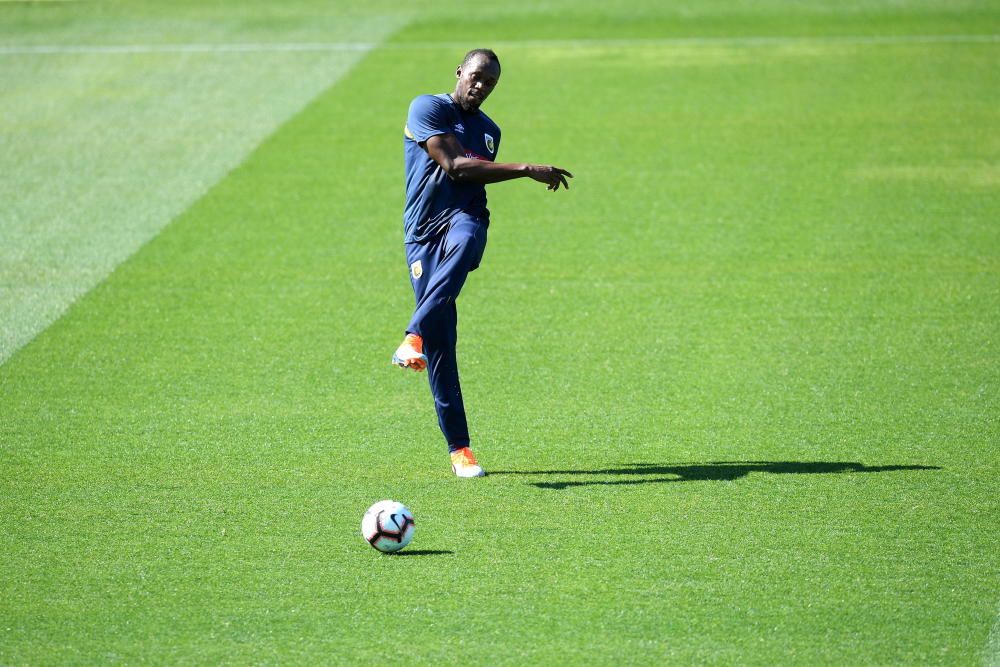 El primer entrenamiento de Usain Bolt, en imágenes