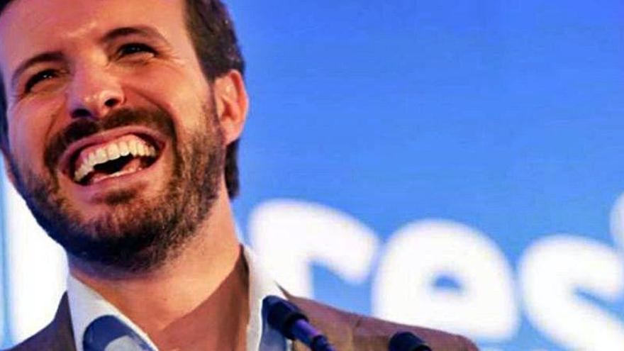 Pablo Casado, metido en un lío: tuvo contacto con un positivo y no guarda la cuarentena