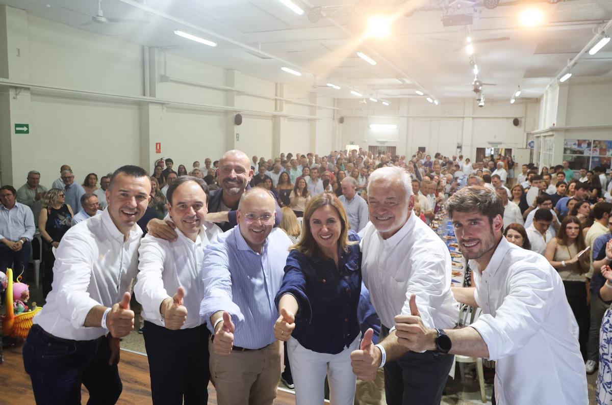 Primera exhibición de fuerza del PPCV antes de la batalla de Valencia en presencia de Tellado