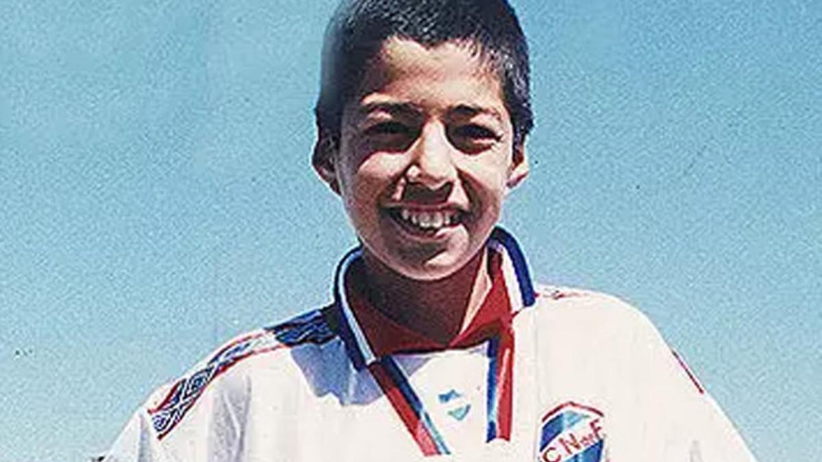 Un joven Luis Suárez en sus inicios en el Nacional