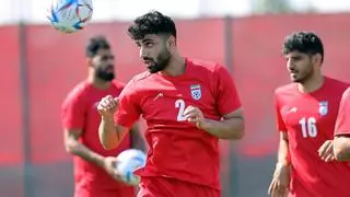 La valentía de los futbolistas (y los aficionados) de Irán: "Todo lo que digan tendrá consecuencias"