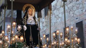 Imagen de la Virgen de los Dolores de Badalona