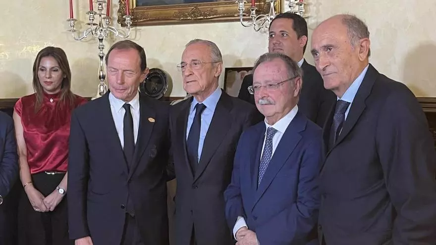 Florentino se desmarca en Ceuta del lío de las camisetas: "Este acto no es por ninguna noticia reciente"