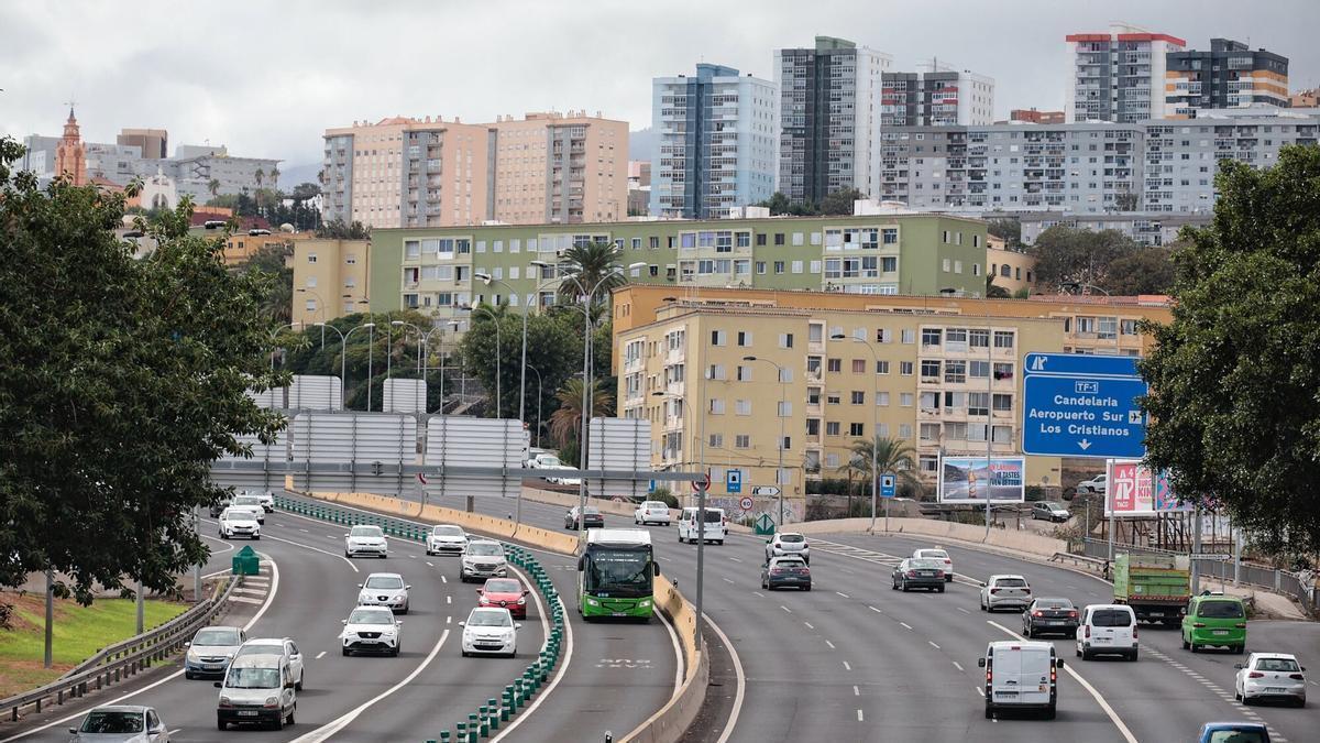 Fotos tráfico entrada Santa Cruz por la autopista Norte