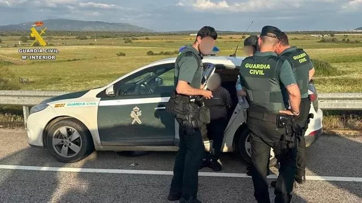 Agentes de la Guardia Civil