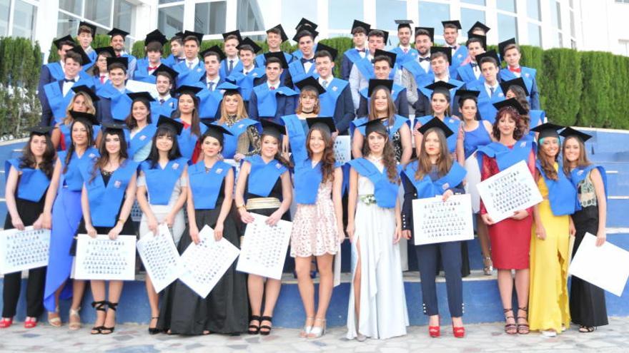 Graduación en el colegio Sagrada Familia de Elda