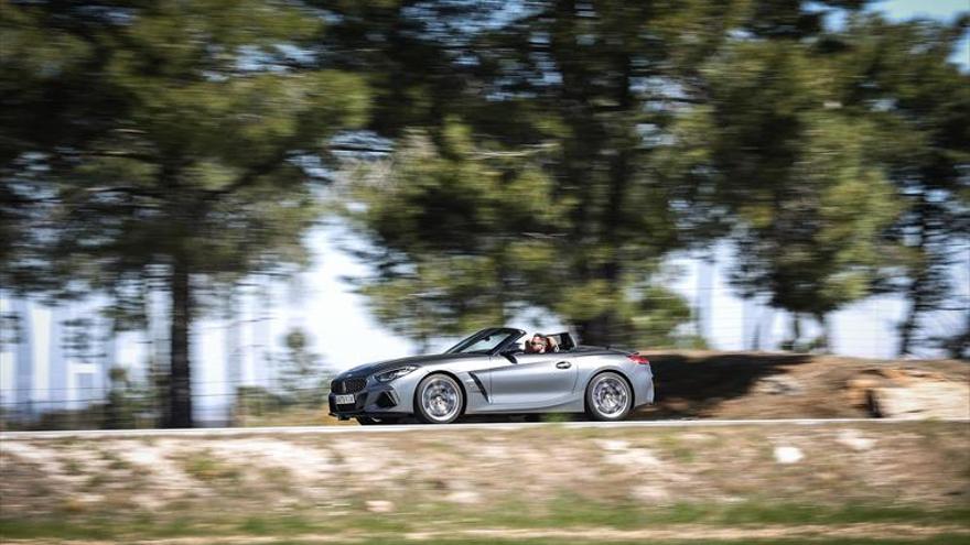 El BMW Z4, con capota de lona y un carácter más deportivo