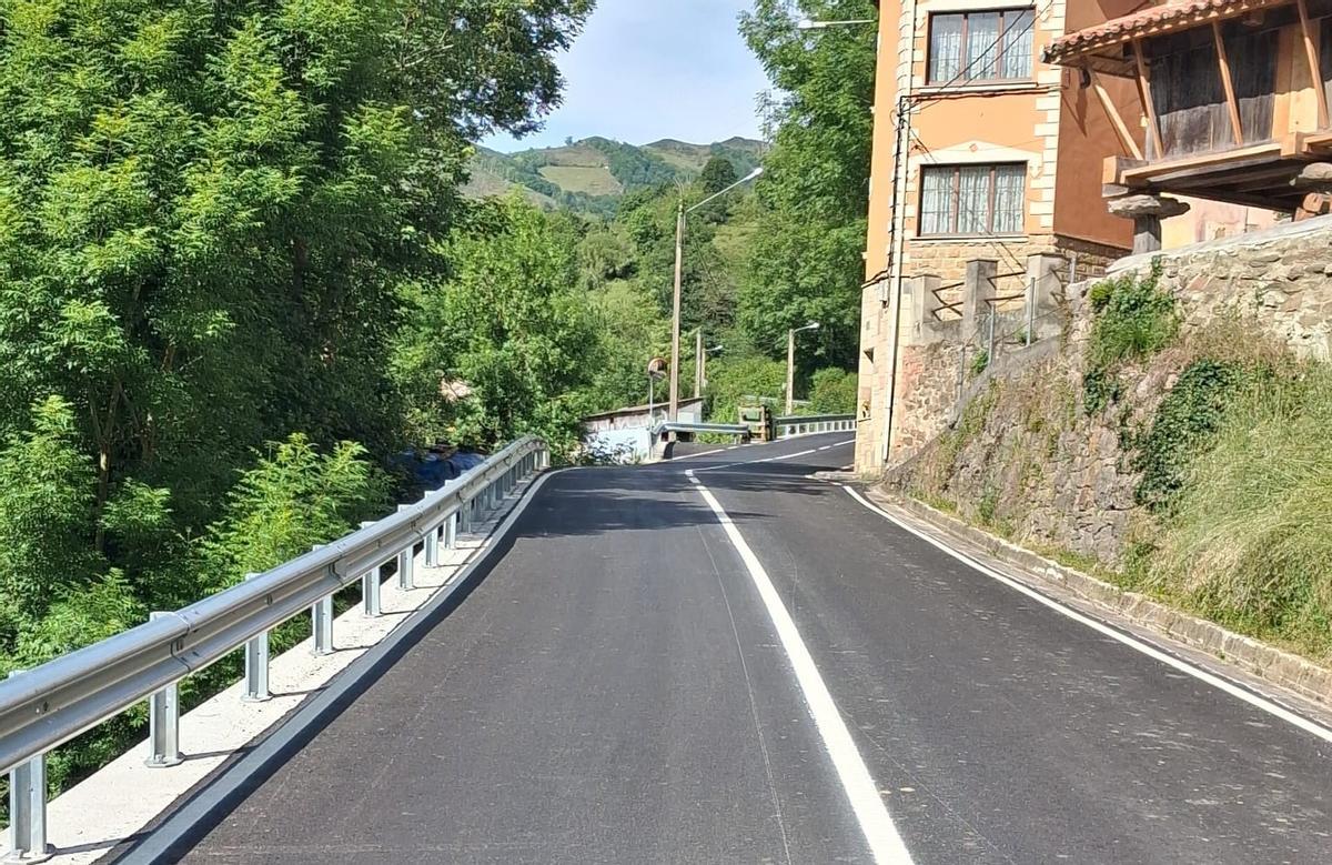 La carretera, a la altura de Tolivia.