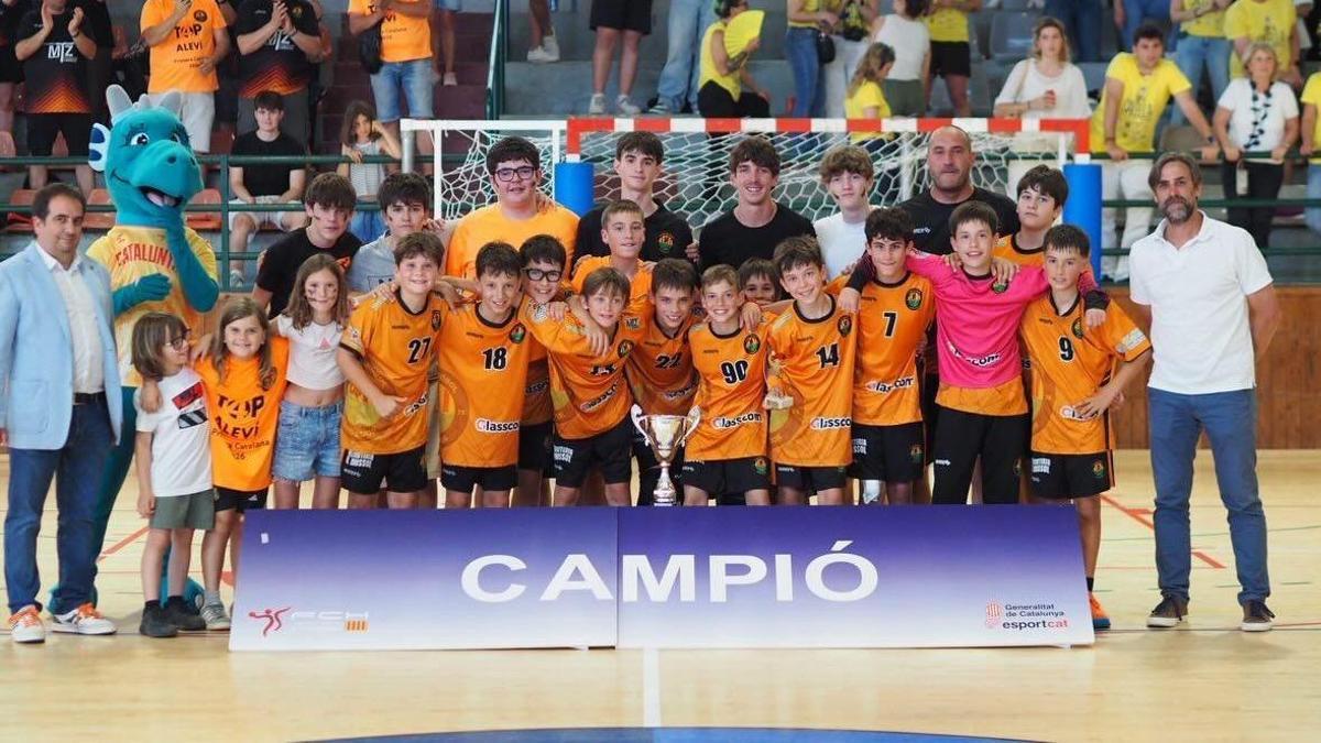 L'expedició de l'Handbol Santpedor va sortir triomfadora de la seva visita a Calella