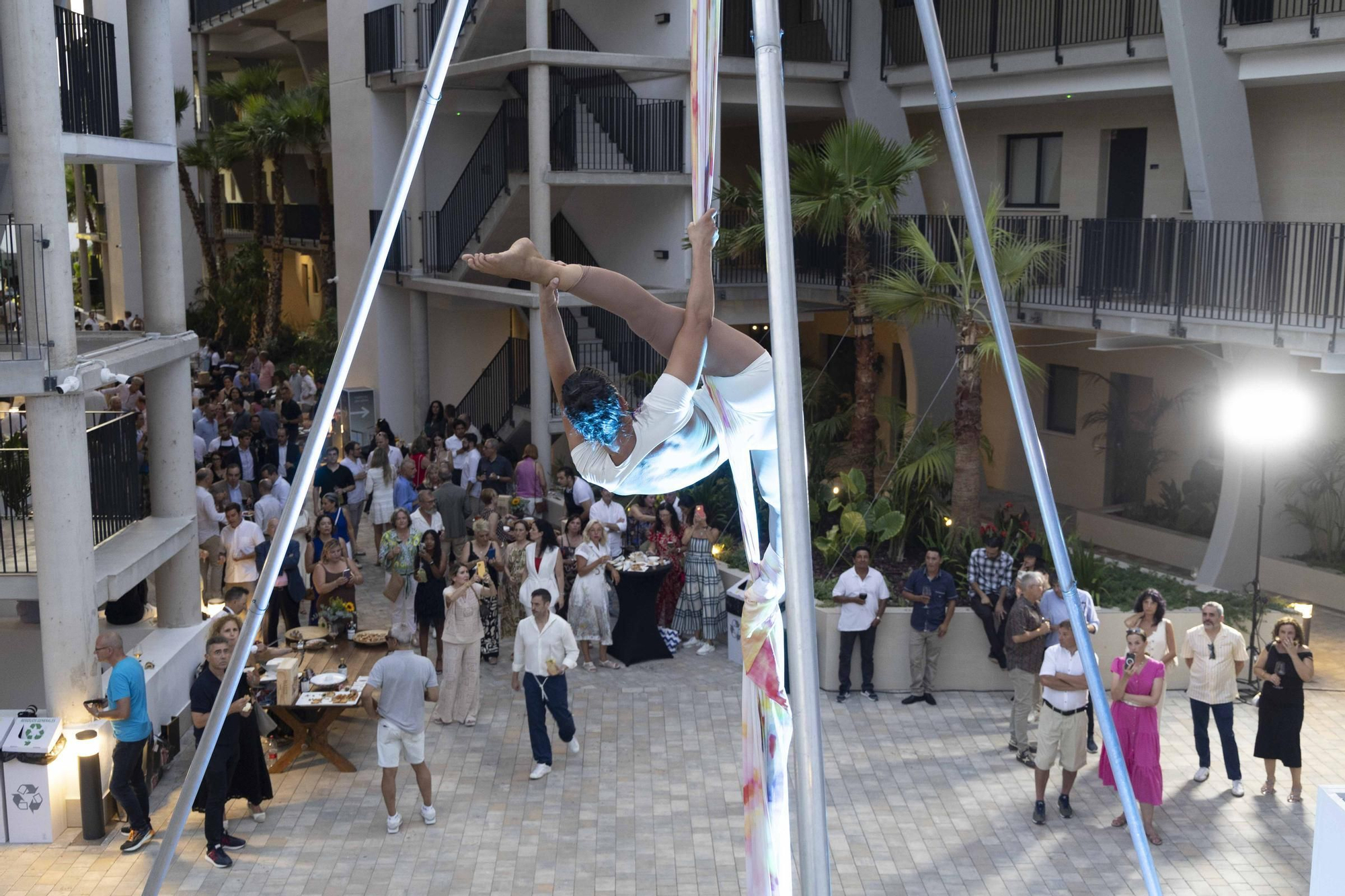 Espectacular inauguración de Delfin Natura en El Albir