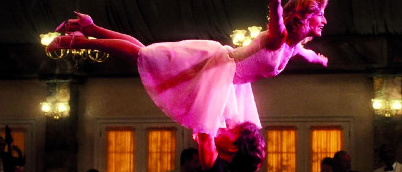 Patrick Swayze y Jennifer Grey, en la escena culminante de &#039;Dirty Dancing&#039;.