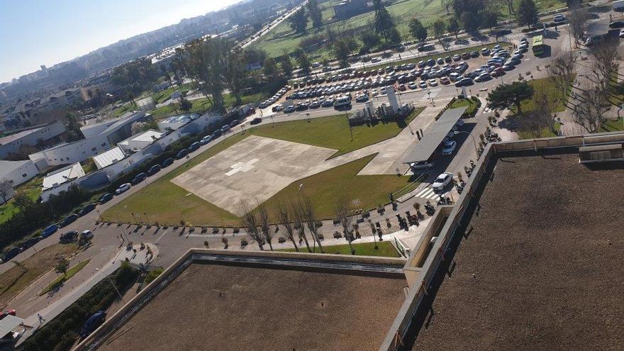 Vista de la actual helisuperficie del Hospital Universitario, donde se habilitarán 183 estacionamientos.