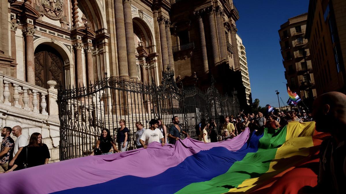 Marcha por el centro de Málaga por el Día Internacional del Orgullo LGTBI+