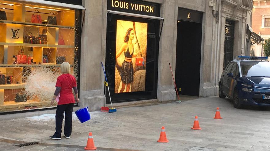 Condenados por el robo en Louis Vuitton y acabar a tiros con la policía
