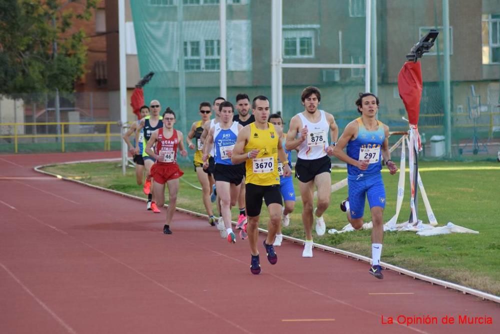 Control federativo de atletismo en Cartagena