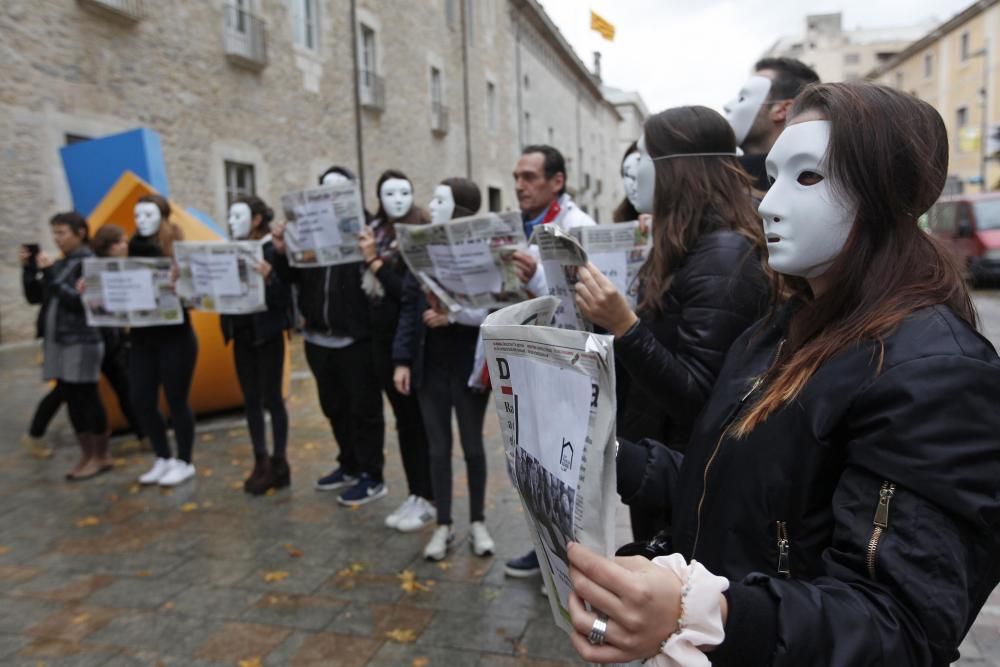 Flashmob «Per dignitat. Cap persona sense llar»