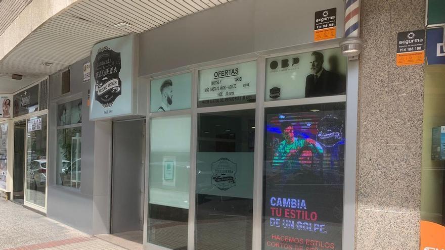 La peluquería de Zaragoza que 'vacila' a sus clientes tras el puñetazo de Andrada a Pulido: "Cambia tu estilo de un golpe"