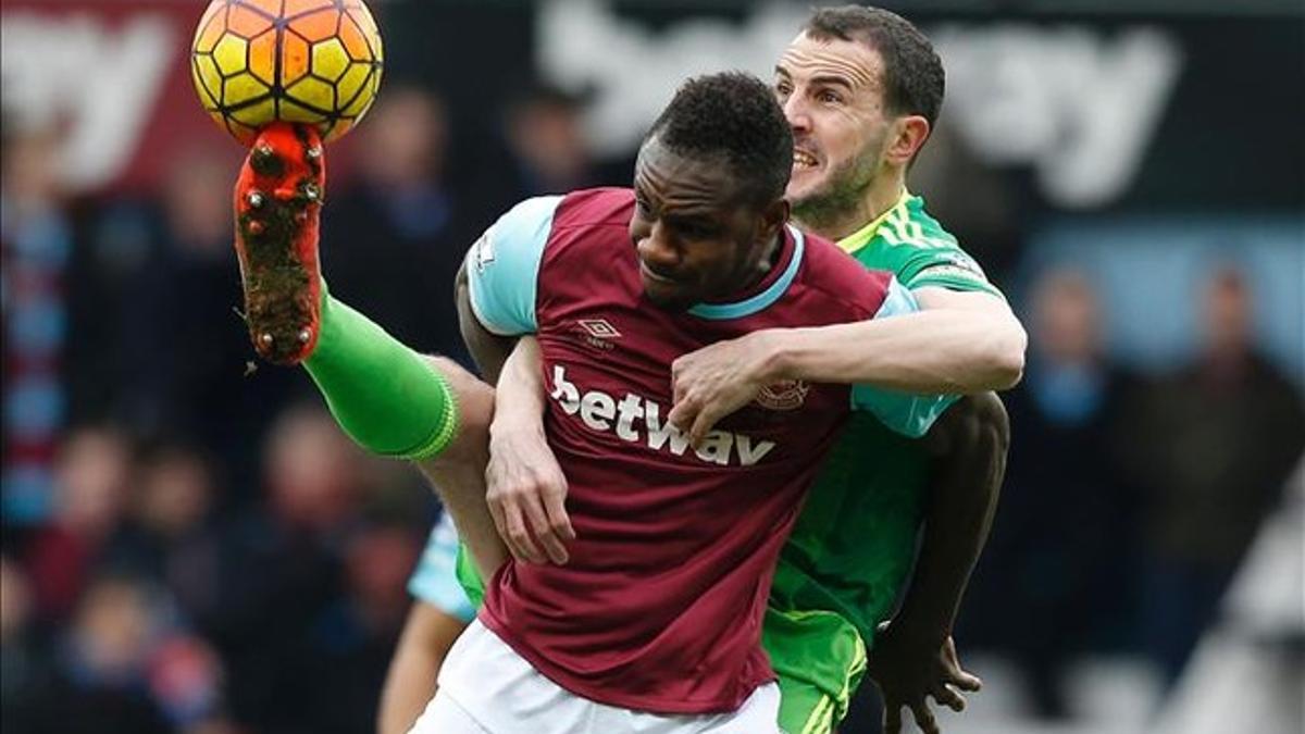 Antonio da la victoria al West Ham con su gol.