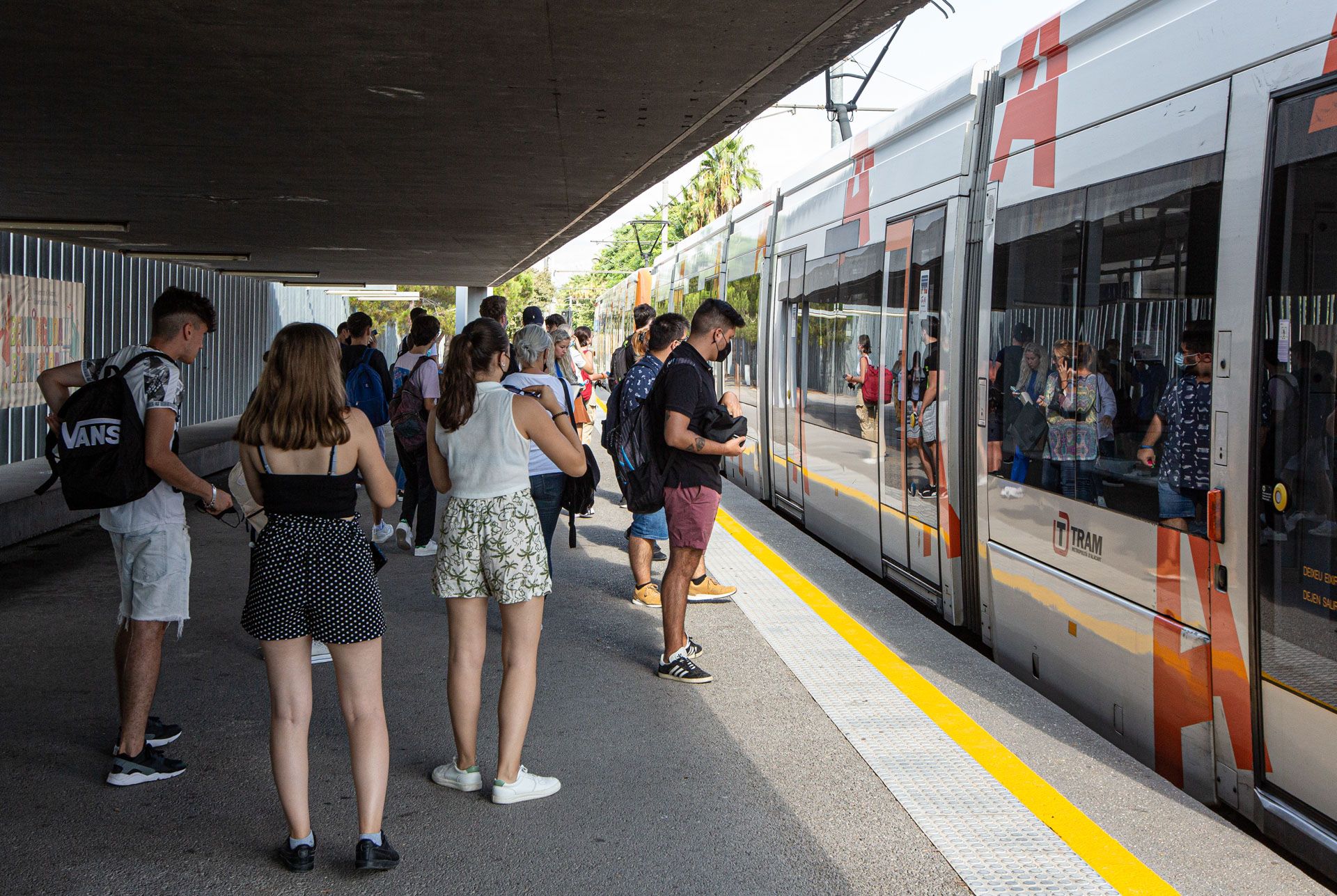 El TRAM "pesca" en la UA