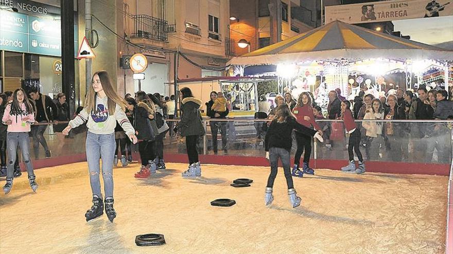 El espíritu navideño inunda ya Vila-real con el parque temático