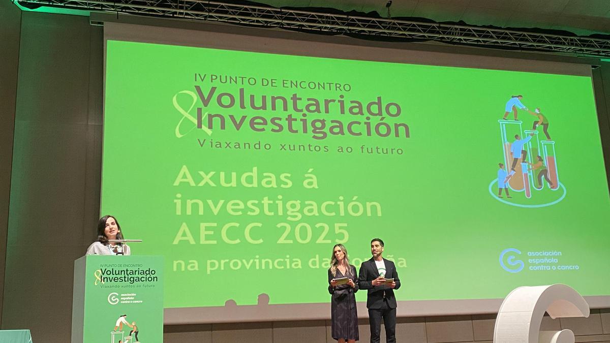La investigadora y CEO de Diversa María de la Fuente, durante la gala de la AECC en A Coruña.