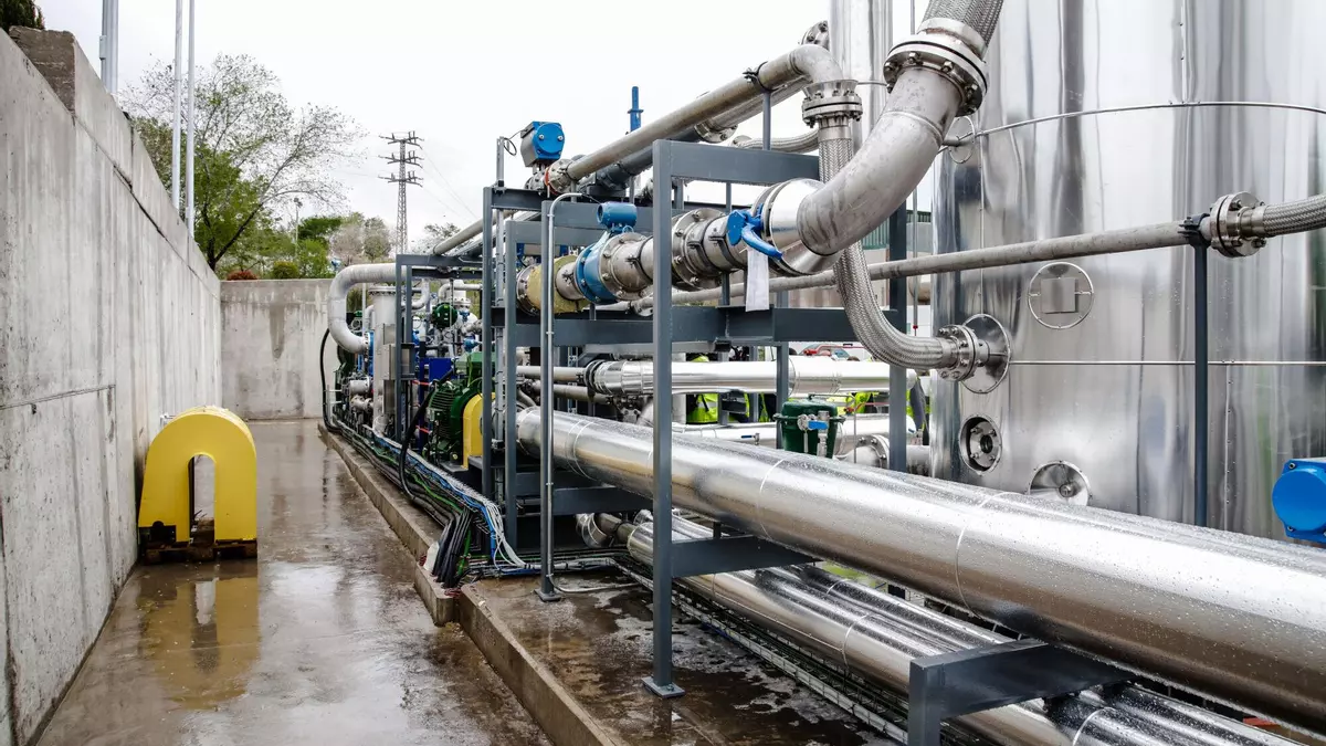 Cinco empresas de gases industriales acudieron al despacho fundado por Montoro en busca de beneficios fiscales desde Hacienda