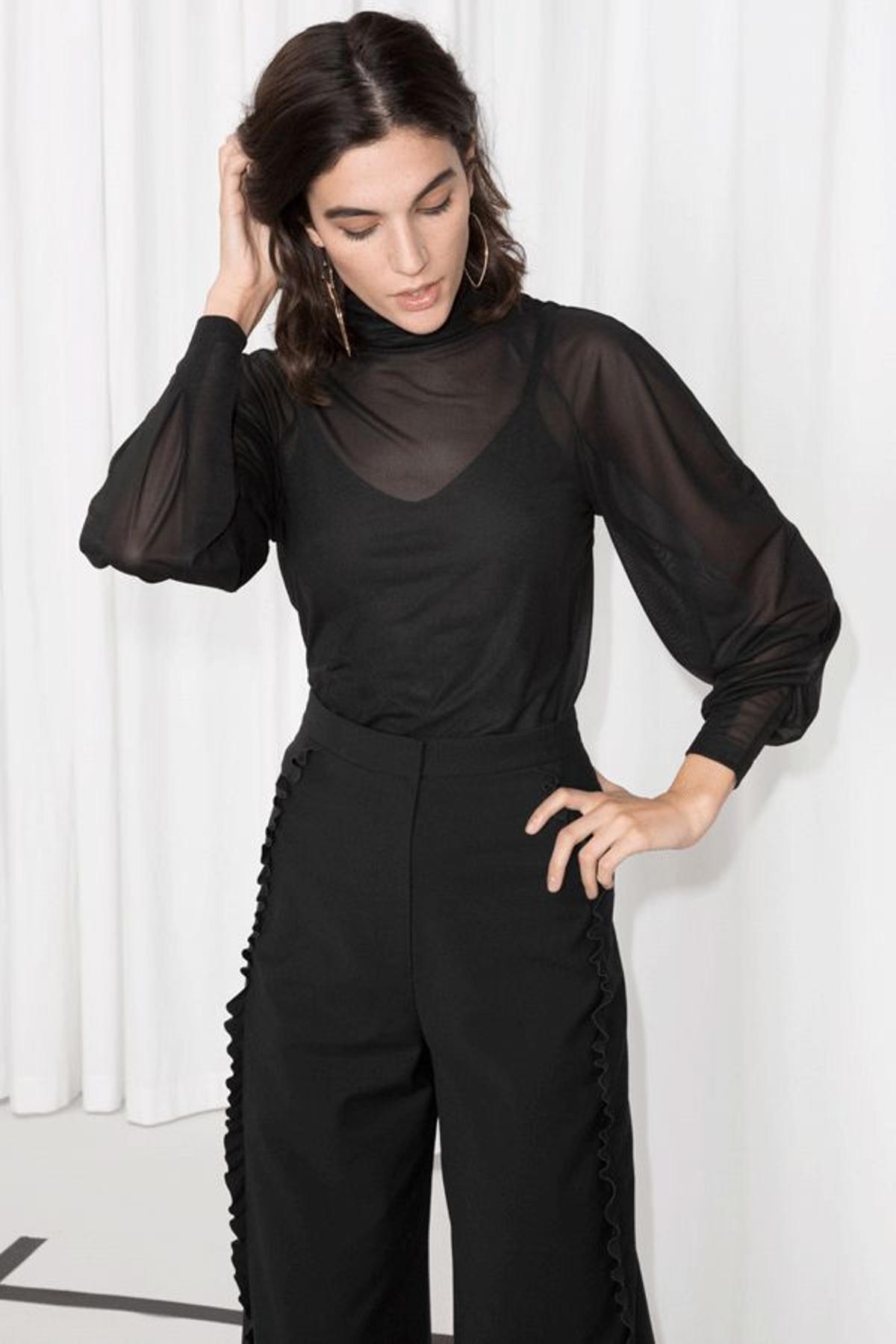 Blusa negra transparente