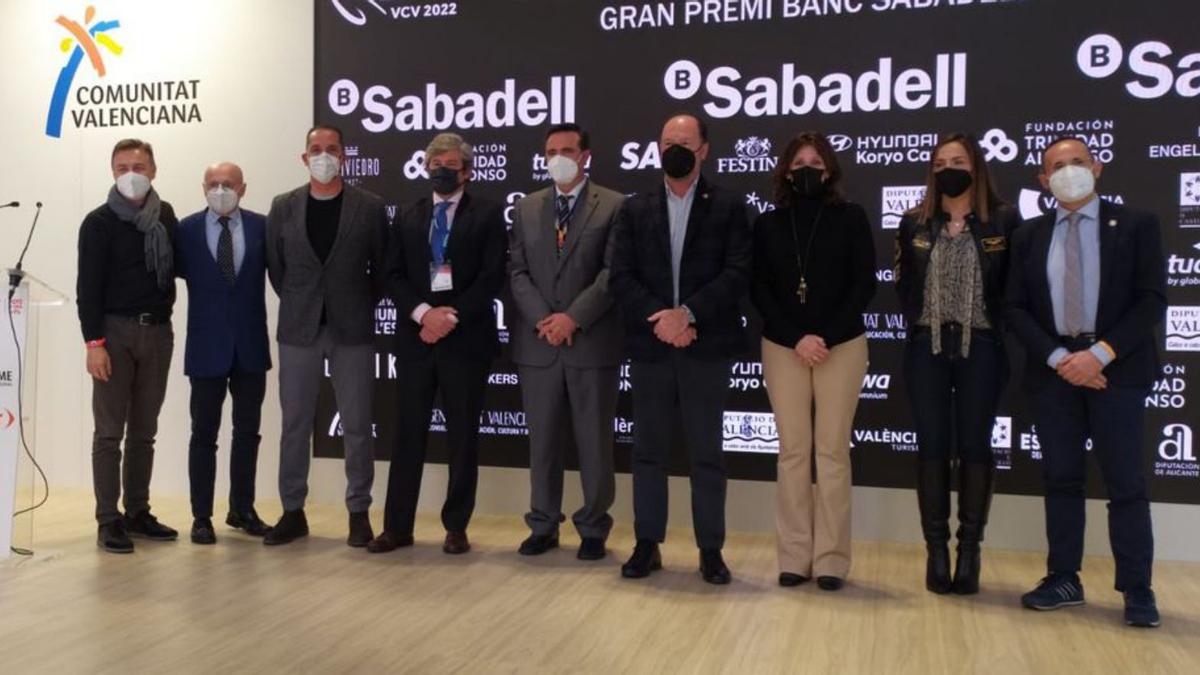 Ángel Casero con la delegación de la Volta en FITUR. | VCV