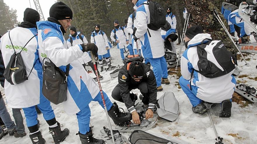 Emery se lleva al equipo a la nieve