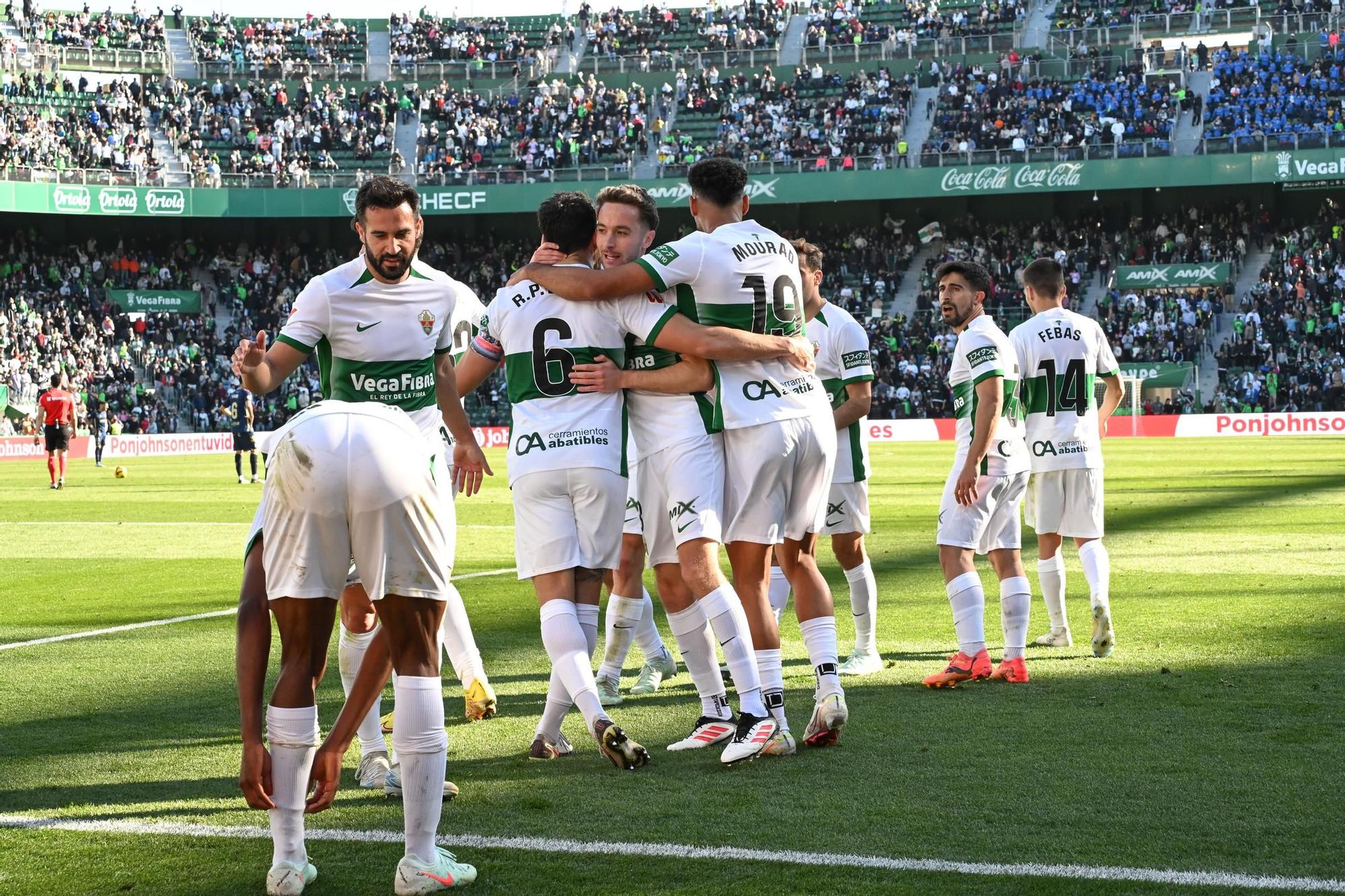 Las mejores imágenes del Elche CF - Tenerife (2-0) de la jornada 26 de la Liga Hypermotion