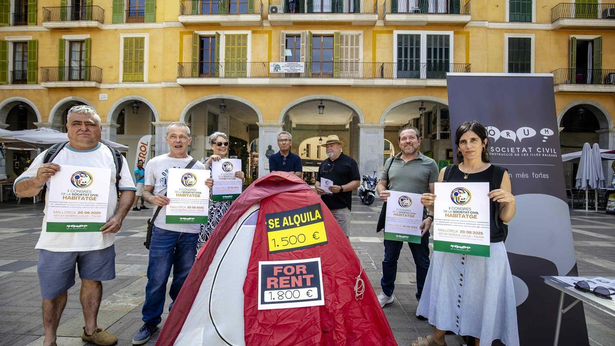 VÍDEO | El Fòrum de la Societat Civil exige un pacto social por el acceso a la vivienda ante la subida del 75% de los precios