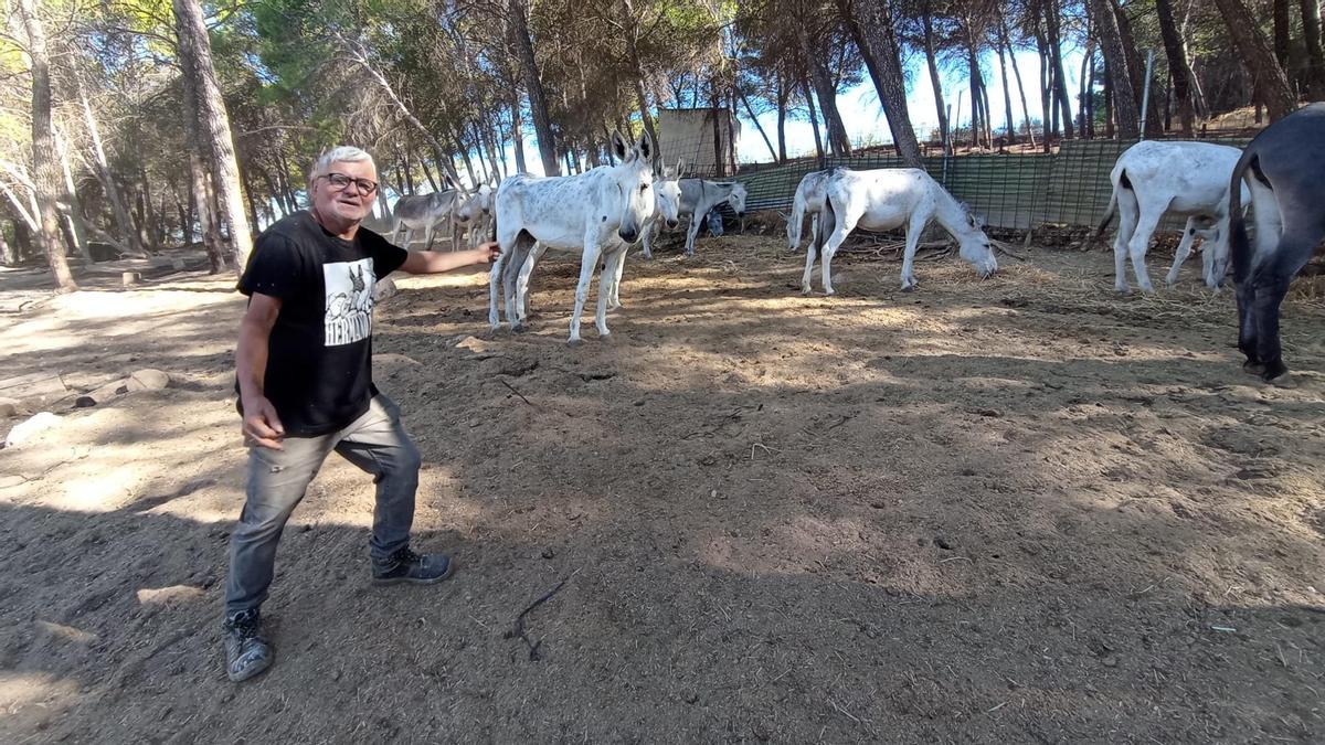 Pascual Rovira en la reserva de Adebo en la Sierra de Rute.